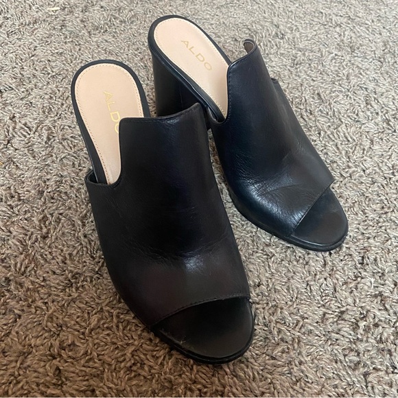 Aldo Open Toe Black Mule Heels - Picture 2 of 6